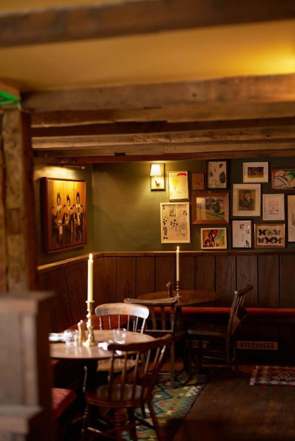 The Queen'S Head Broad Chalke Luaran gambar