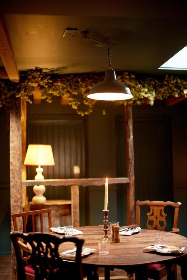 The Queen'S Head Broad Chalke Luaran gambar